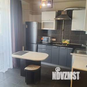 Студия квартира, посуточно, 48м2, 6/9 этаж