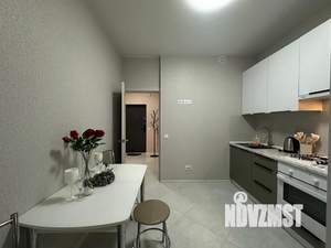 1-к квартира, посуточно, 39м2, 3/8 этаж