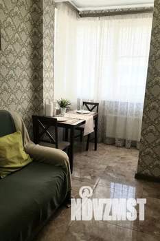 1-к квартира, посуточно, 40м2, 5/10 этаж