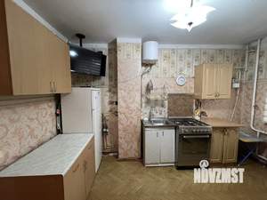 3-к квартира, на длительный срок, 64м2, 1/10 этаж