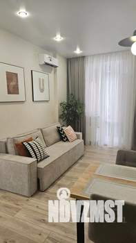 1-к квартира, посуточно, 45м2, 3/19 этаж