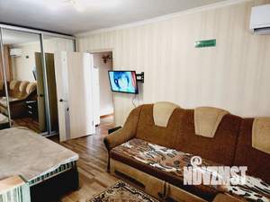 1-к квартира, посуточно, 35м2, 3/5 этаж
