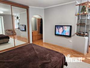 Студия квартира, посуточно, 31м2, 2/5 этаж