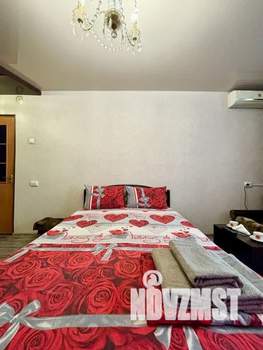 1-к квартира, посуточно, 40м2, 6/9 этаж