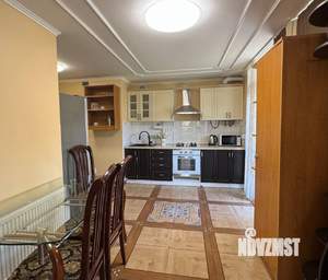2-к квартира, посуточно, 80м2, 1/1 этаж