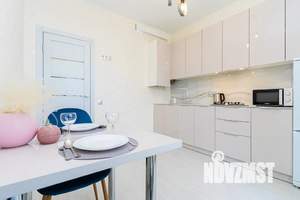 1-к квартира, посуточно, 40м2, 4/9 этаж