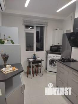 1-к квартира, посуточно, 39м2, 10/10 этаж