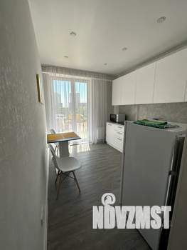 1-к квартира, посуточно, 32м2, 2/9 этаж