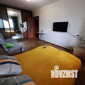 1-к квартира, посуточно, 37м2, 8/9 этаж