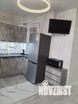 1-к квартира, посуточно, 42м2, 9/9 этаж