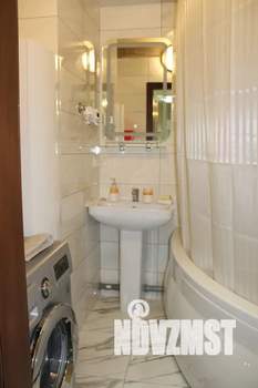 2-к квартира, посуточно, 64м2, 2/10 этаж