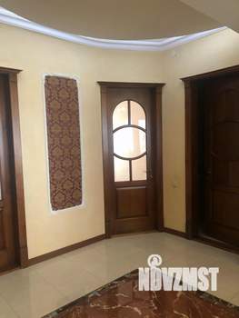 3-к квартира, на длительный срок, 130м2, 8/9 этаж