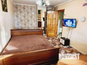 1-к квартира, посуточно, 35м2, 2/5 этаж
