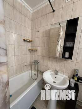 1-к квартира, посуточно, 43м2, 3/9 этаж