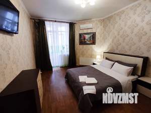 1-к квартира, посуточно, 48м2, 7/10 этаж