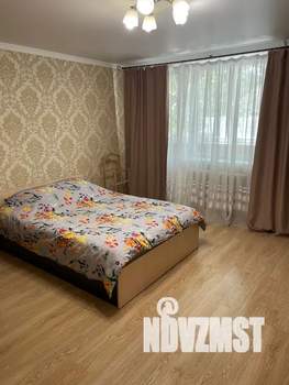 1-к квартира, посуточно, 38м2, 1/9 этаж