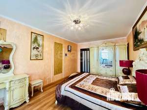 3-к квартира, вторичка, 100м2, 8/11 этаж