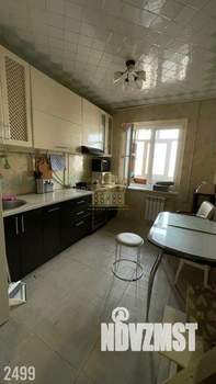 3-к квартира, вторичка, 69м2, 8/9 этаж