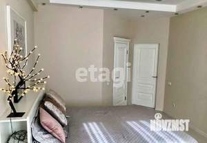 3-к квартира, вторичка, 124м2, 2/4 этаж