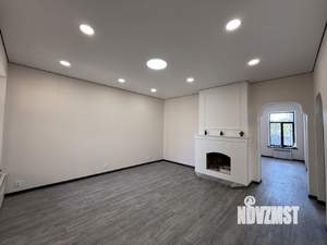 3-к квартира, вторичка, 105м2, 1/1 этаж
