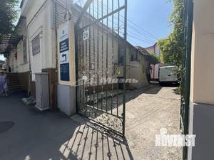 2-к квартира, вторичка, 46м2, 1/1 этаж