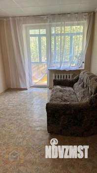 2-к квартира, вторичка, 42м2, 1/5 этаж