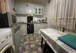 3-к квартира, вторичка, 70м2, 1/5 этаж