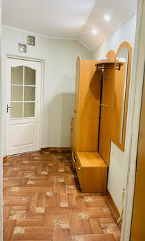 3-к квартира, вторичка, 68м2, 1/9 этаж