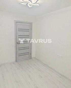 2-к квартира, вторичка, 43м2, 1/5 этаж