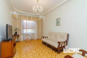 3-к квартира, вторичка, 70м2, 3/3 этаж