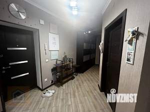 2-к квартира, вторичка, 57м2, 1/9 этаж