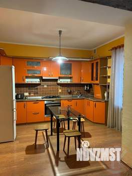 4-к квартира, вторичка, 165м2, 2/2 этаж