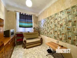 2-к квартира, вторичка, 49м2, 1/4 этаж