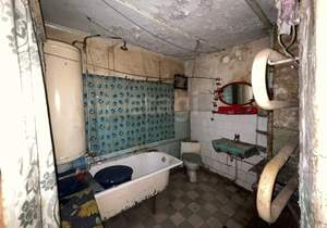 3-к квартира, вторичка, 72м2, 1/2 этаж