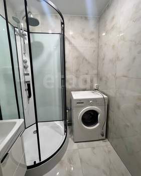 3-к квартира, вторичка, 63м2, 1/9 этаж