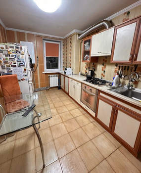 3-к квартира, вторичка, 72м2, 9/9 этаж