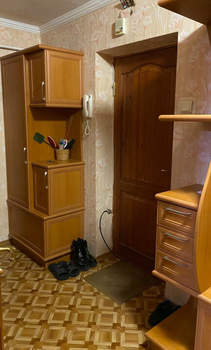 2-к квартира, вторичка, 54м2, 1/9 этаж