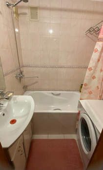 2-к квартира, вторичка, 54м2, 1/9 этаж