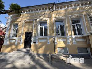 3-к квартира, вторичка, 105м2, 1/1 этаж