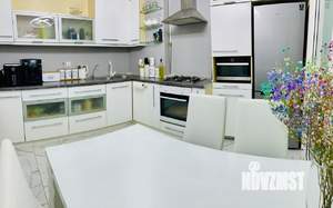 3-к квартира, вторичка, 100м2, 1/9 этаж
