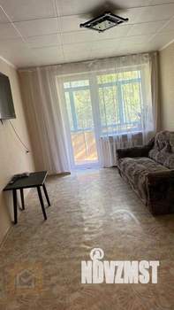 2-к квартира, вторичка, 42м2, 1/5 этаж