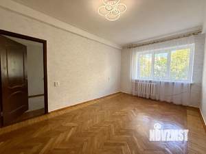 3-к квартира, вторичка, 62м2, 4/5 этаж