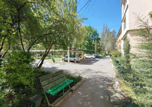 2-к квартира, вторичка, 64м2, 3/3 этаж