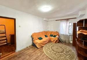 2-к квартира, вторичка, 54м2, 1/1 этаж