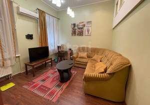 3-к квартира, вторичка, 78м2, 1/1 этаж