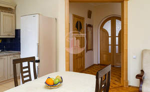 2-к квартира, вторичка, 70м2, 3/3 этаж