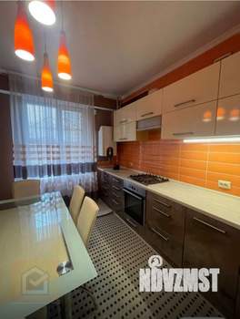 2-к квартира, вторичка, 76м2, 1/10 этаж