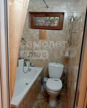 2-к квартира, вторичка, 40м2, 1/1 этаж