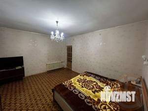 4-к квартира, вторичка, 105м2, 1/1 этаж