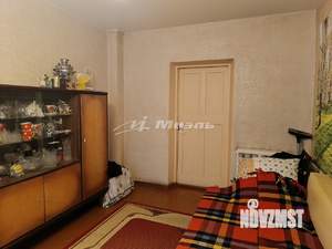 3-к квартира, вторичка, 65м2, 1/1 этаж
